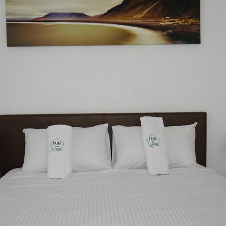 Fama Lodge Rm12 Cape Town Exterior foto